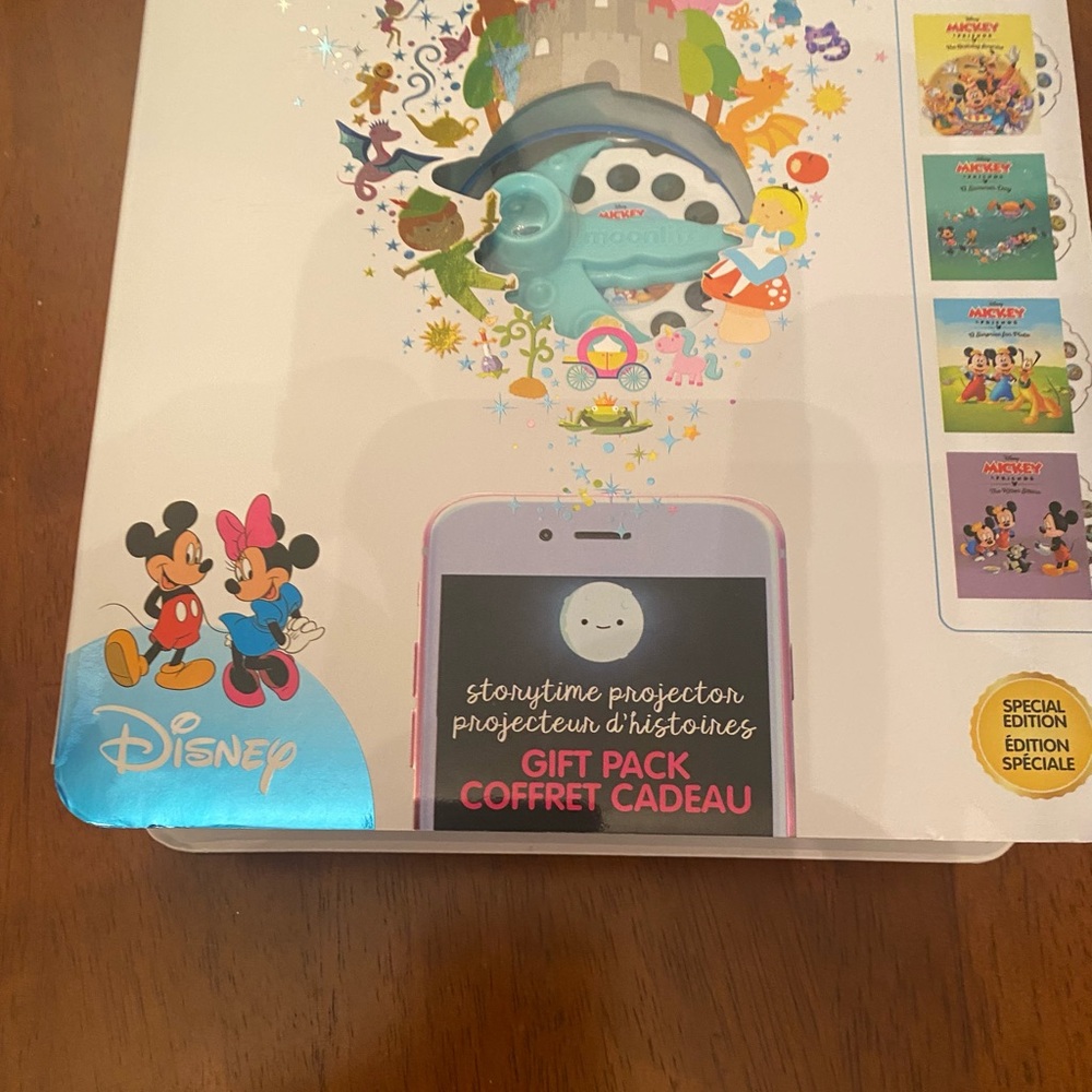Moonlite Special Edition Disney Storybook Projector For Mobile Phones - Picture 6 of 6